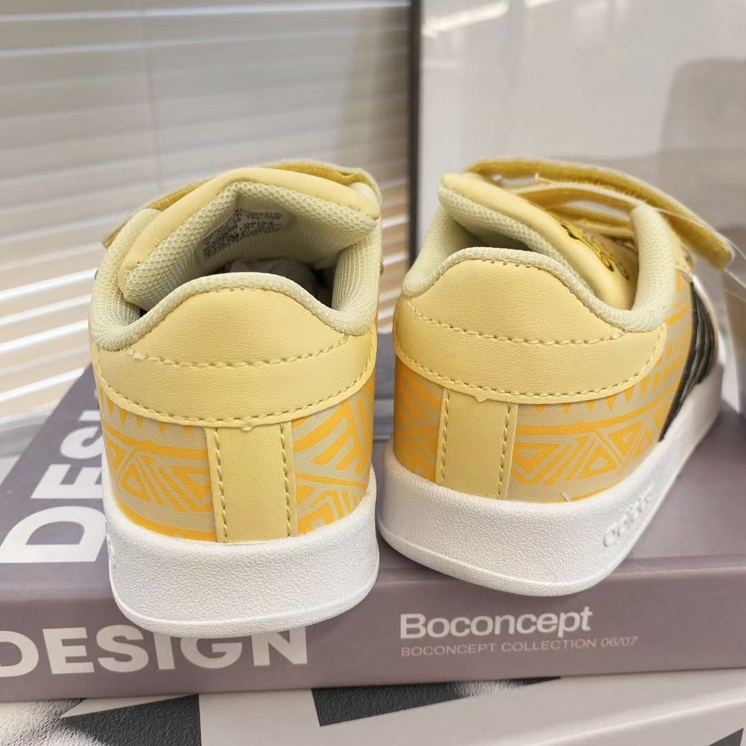 Adidas co-branded Velcro children's shoes" cream, darker yellow"