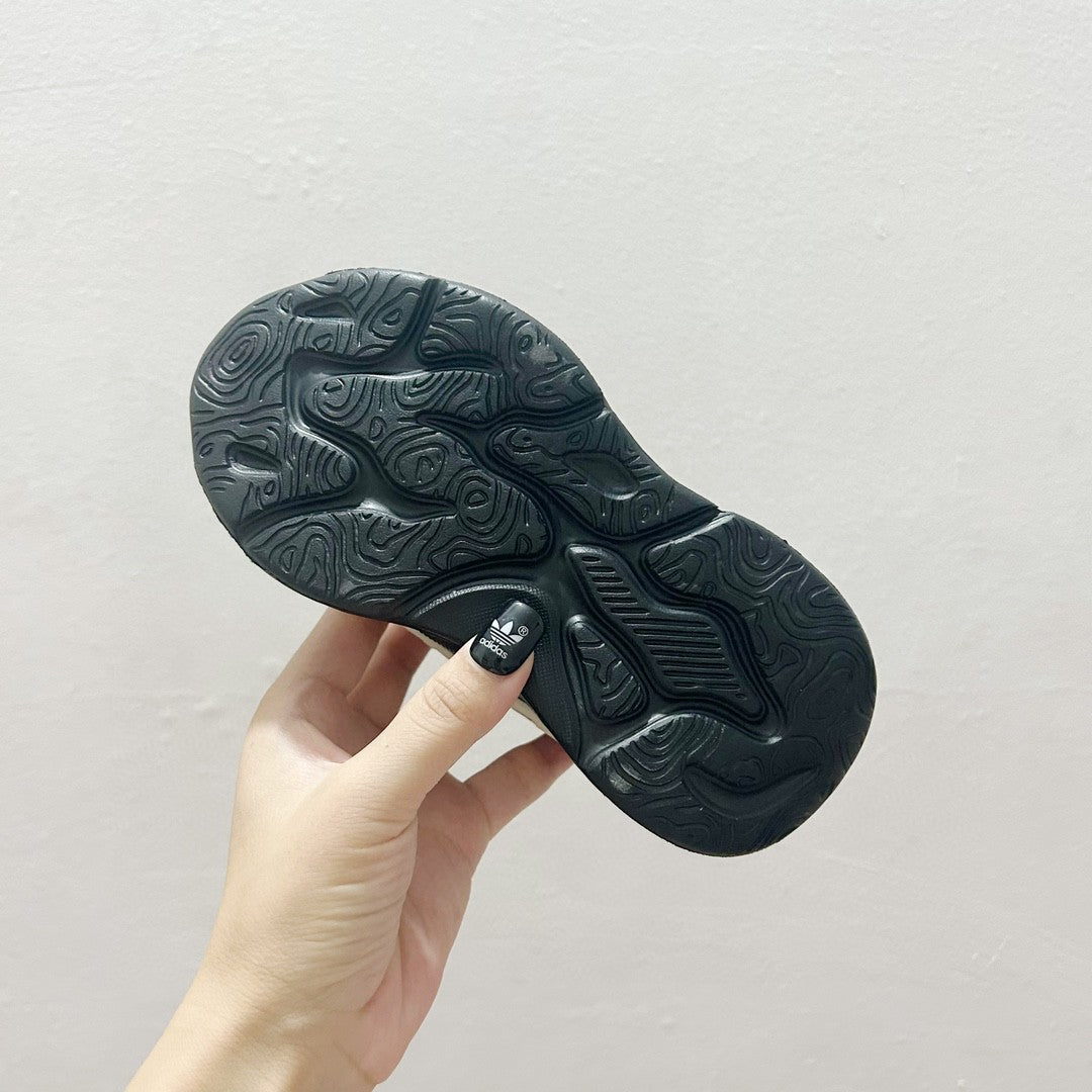 AD rotating button children's shoes" black, olive green"
