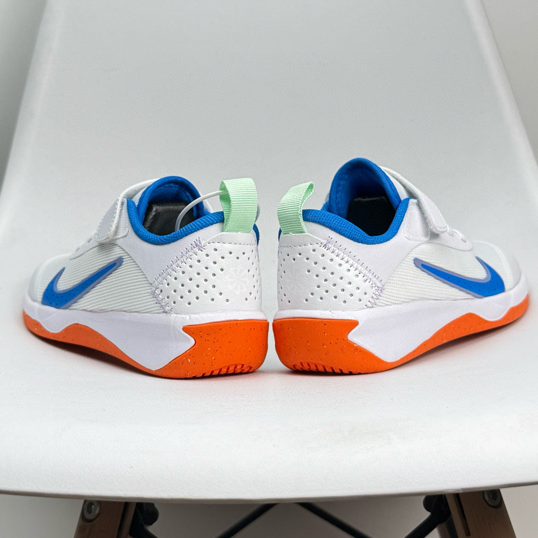 Nike ZOOM Moon Landing Children's Running Shoes" white"