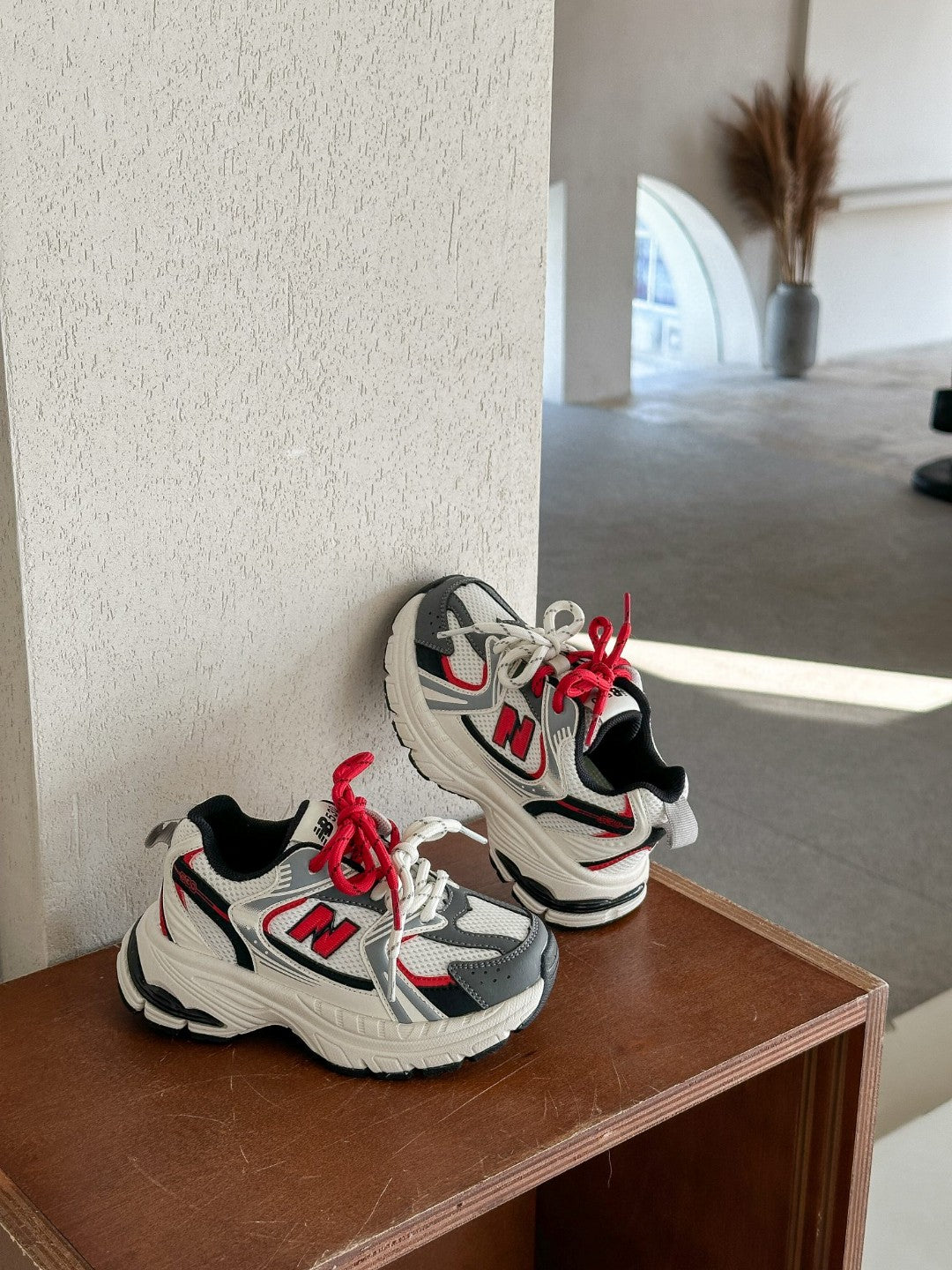 NB530 double-lace children's shoes " white, gray, red"