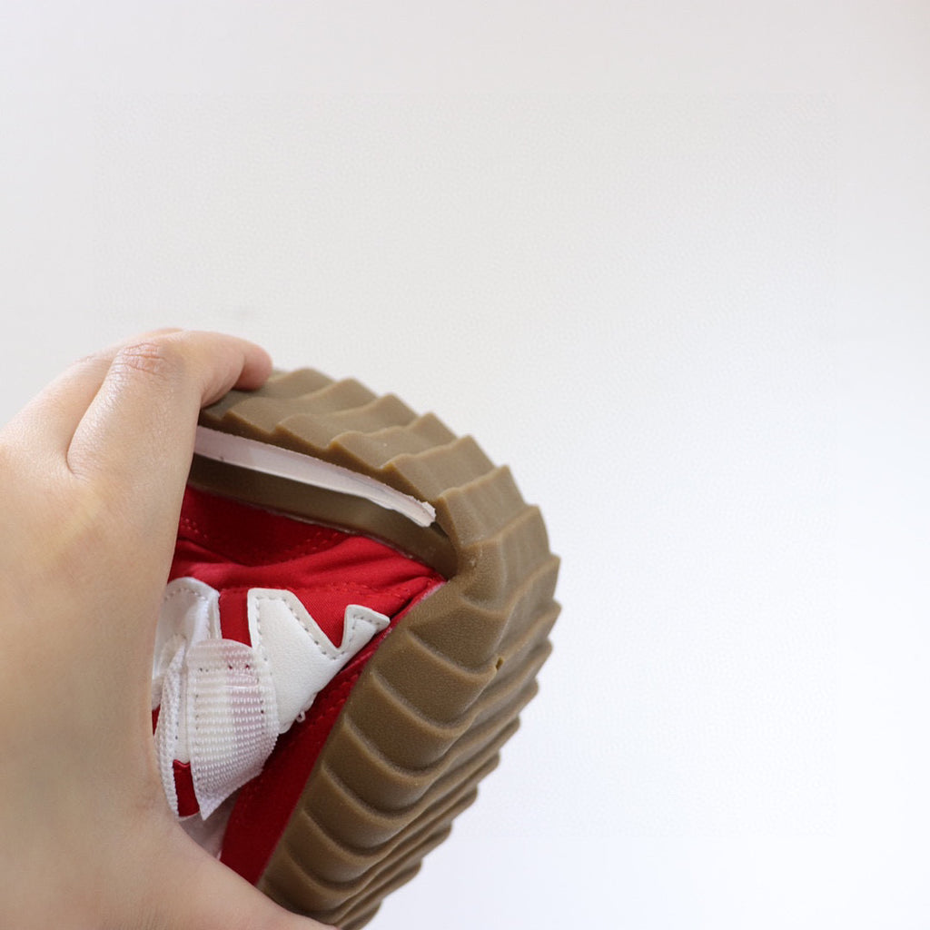 NB overseas version of the shoes" red"