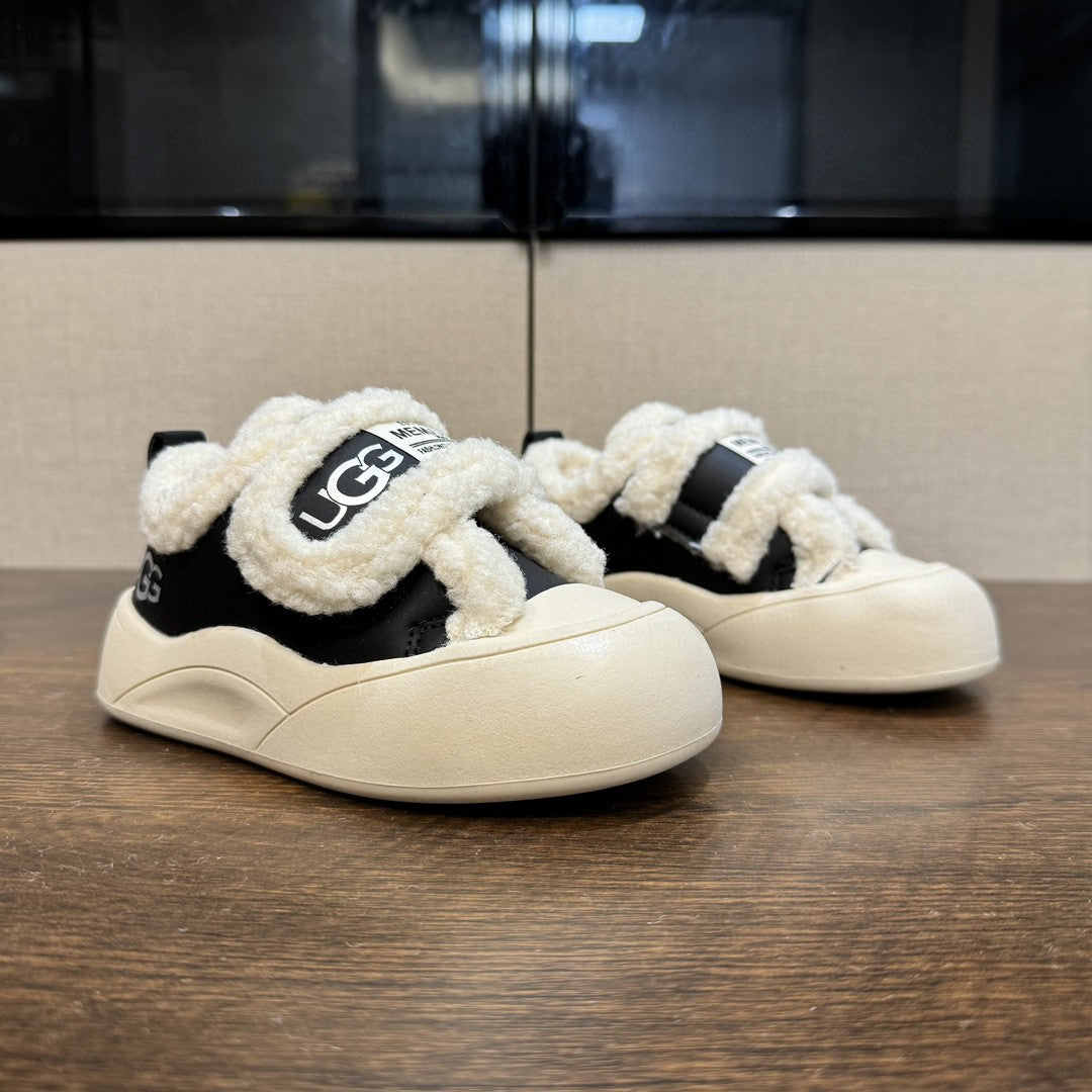 casual shoes " Black"