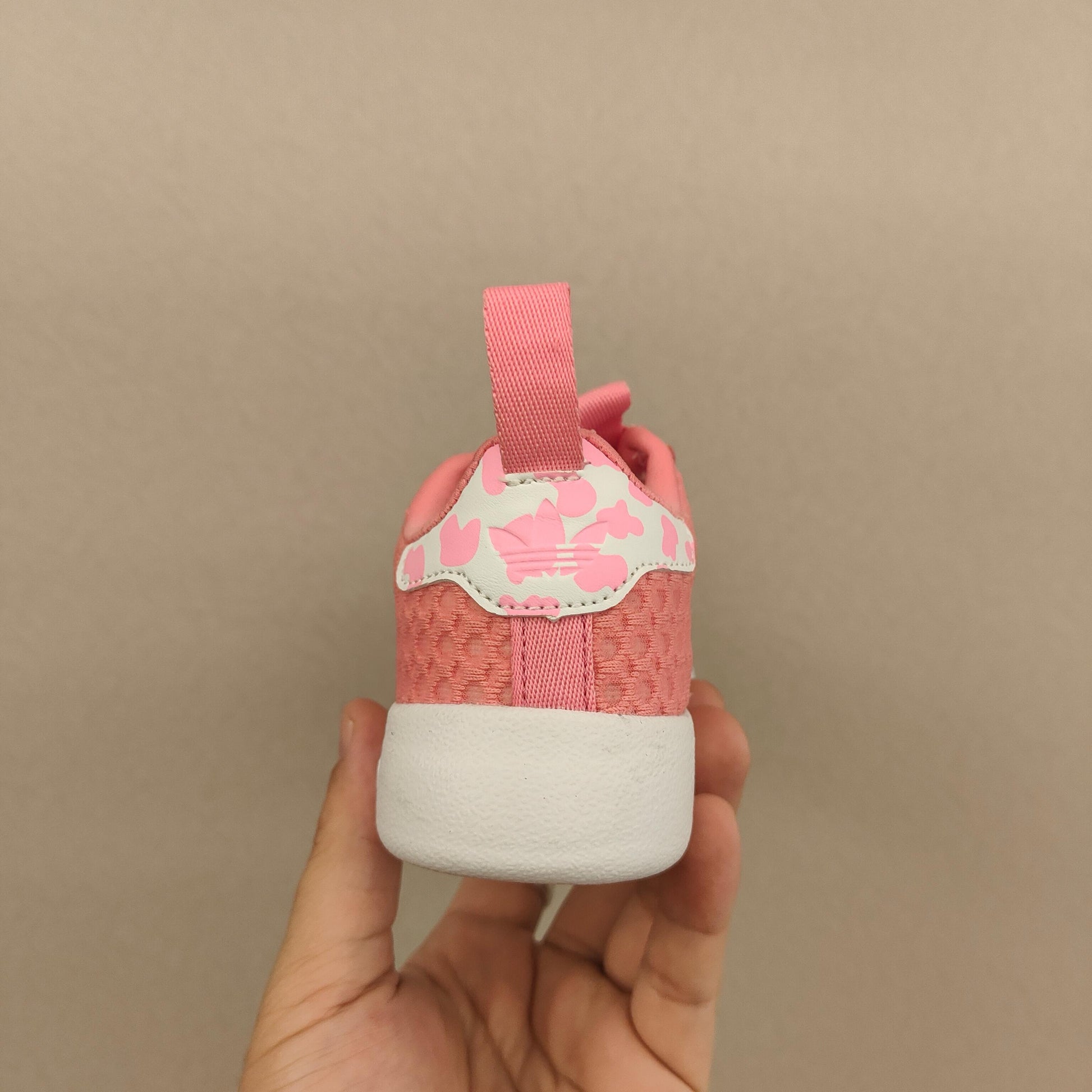 shell toe second generation" light pink"