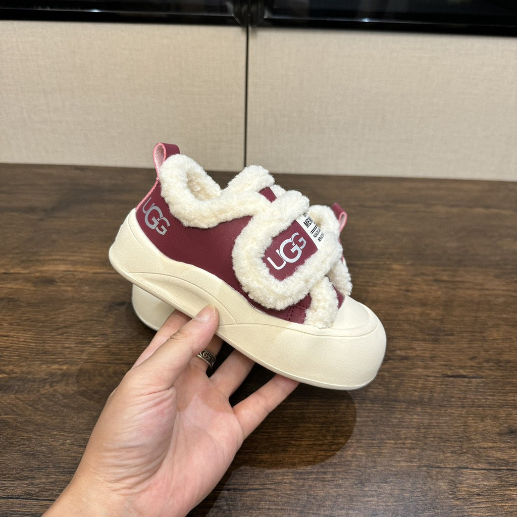 casual shoes " win red"