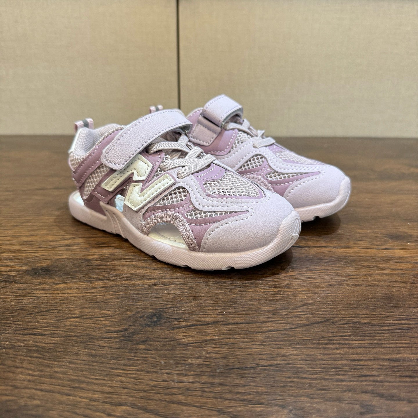 Miumiu co-branded river sandals "ight purple"