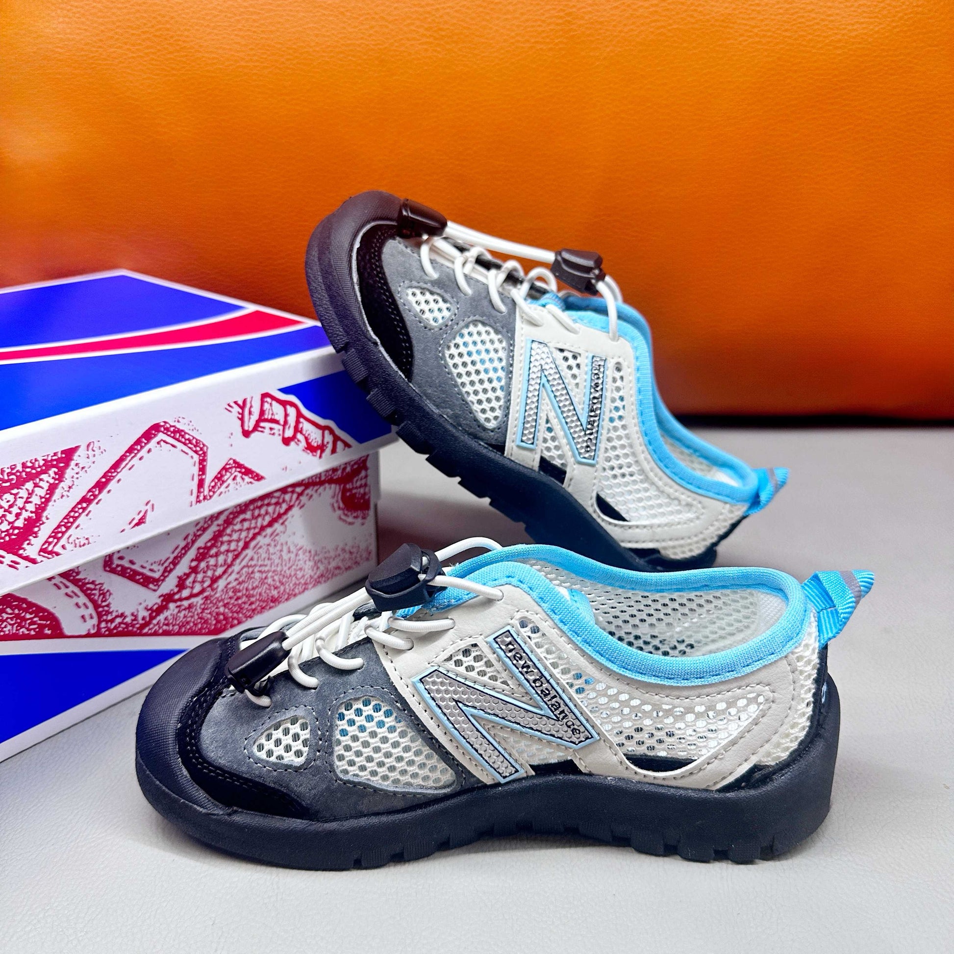N530 MIUMIU Stream Sandals" white, blue, gray"
