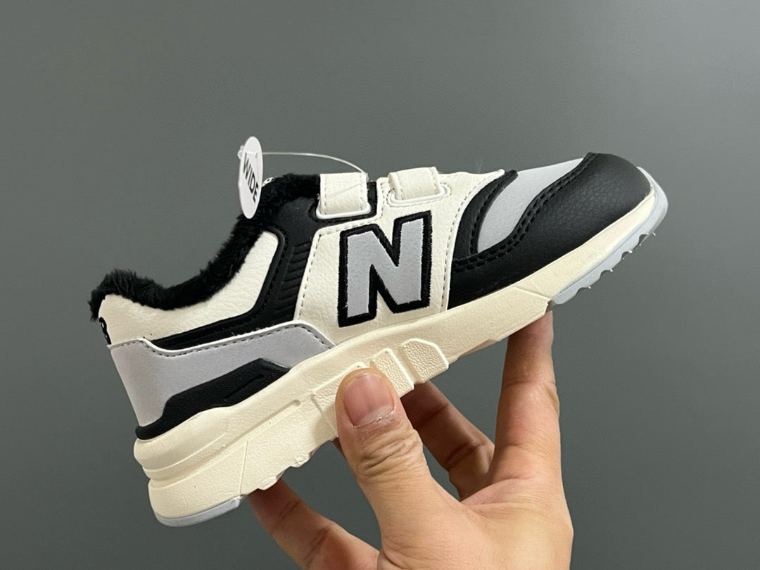 NB997 Velvet Velcro Children's Shoes" cream, black"