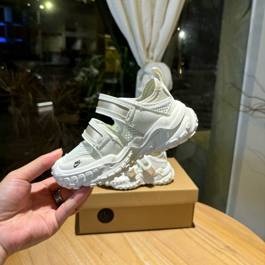 Nike tire bottom Velcro hollow sandals" light cream/ beige"