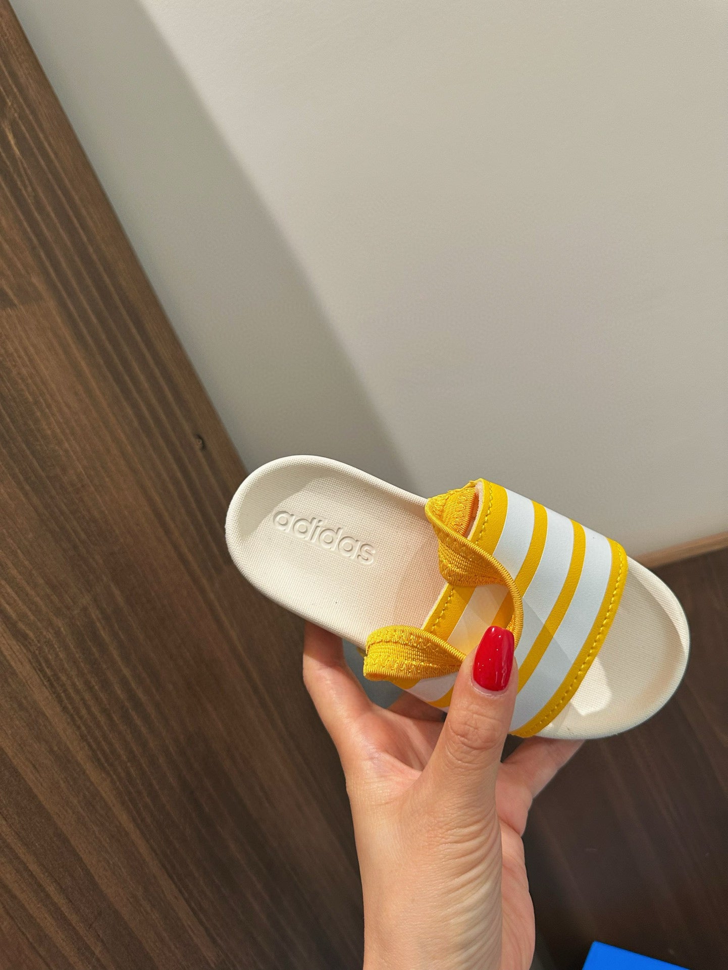 Adidas parent-child sandals" yellow, white"